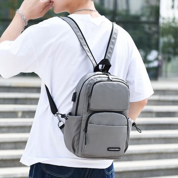 Backpack Men Men USB Plug Travel Sports Backbag unissex Bolsa de ombro de peito Bagpack Mulheres Mulheres Multifuncionais Crossbody-Bag
