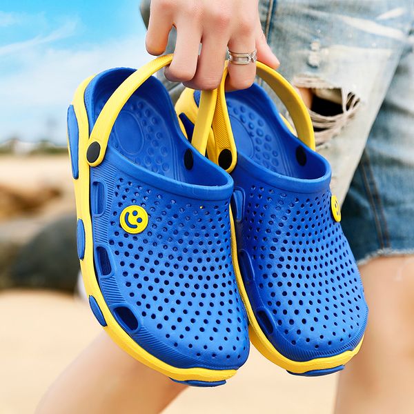 

wholesale high 2023 new quality arrival men personality slippers beach hole shoes sandals fashion outdoor non-slip flip flop slipper size, Black