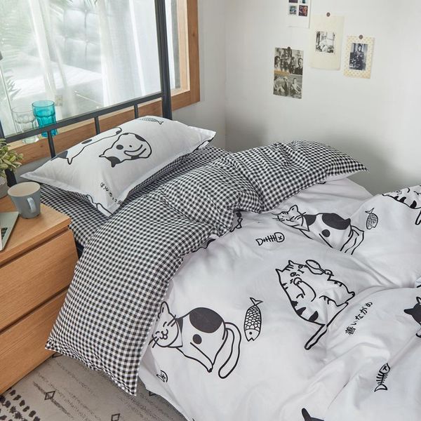 

bedding sets cartoon printed bed sheet quilt cover and pillowcase four-piece set comforter cotton oceania