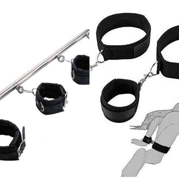 Nxy Bondage Sex Brinquedos para casais BDSM Set Handacks Handcuffs Spreader bar com tubos de aço pernas de mão capôs ​​Fetish Fetish Adulto Sm 1211