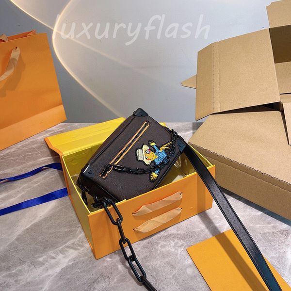 

latest soft trunk box scarecrow bag men 2021 designers mini crossbody bags luxurys fashion women durable shoulder purse