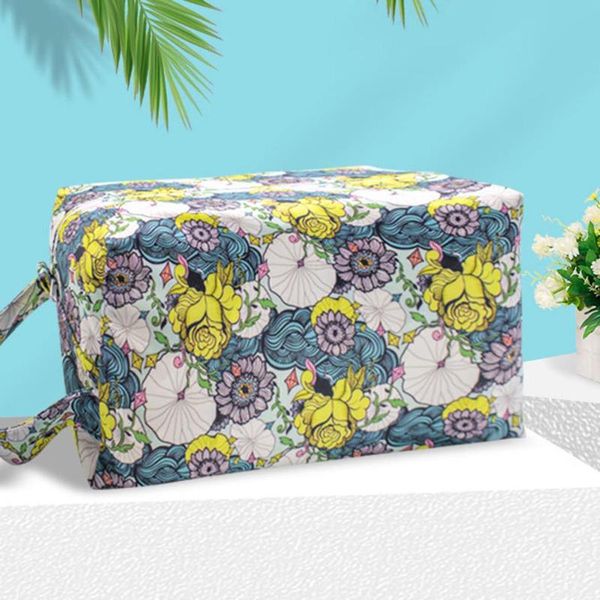 

diaper bags waterproof reusable wet bag for nursing menstrual pad baby cloth nappy travel wetbag maternity 27.5x 17x 17cm