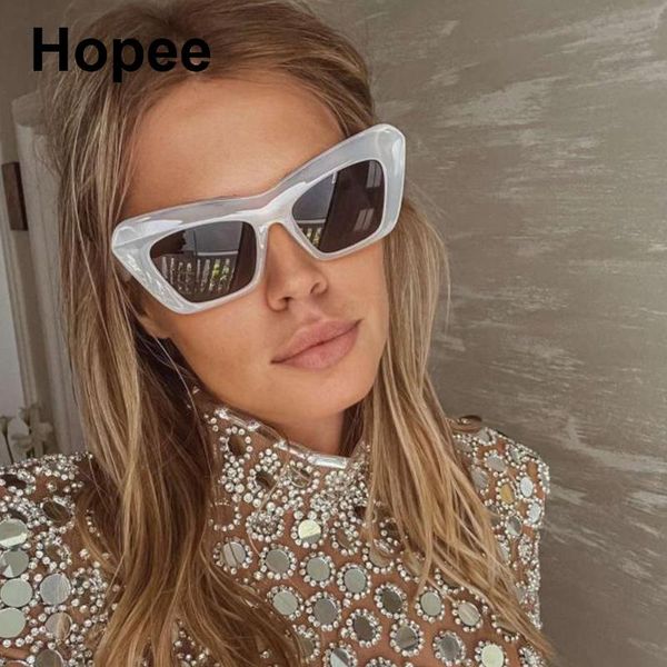 

outdoor eyewear fashion cateye sunglasses 2022 women brand designer luxury triangle cat eye small frame sun glasses men vintage hip hop
