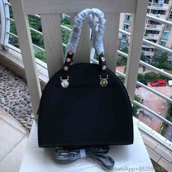 

women luxurys designers bags 2021 zippered small round classic bowling one-shoulder slant designer handbag handbags totes crossbody bag