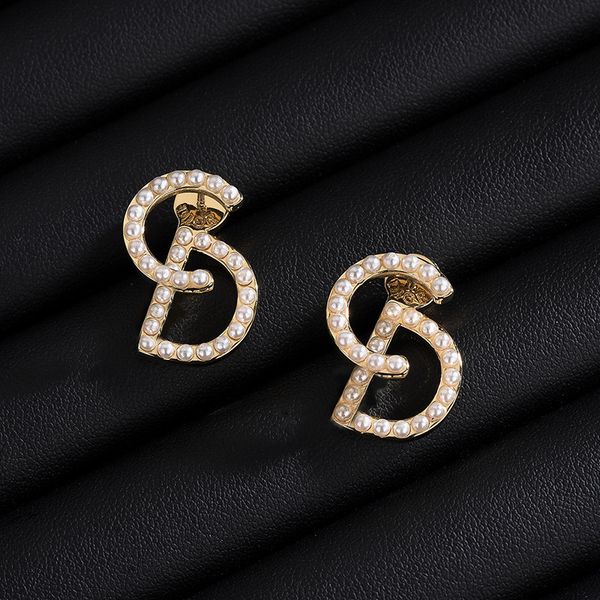

cd letter inlaid pearl female earrings 2021 summer gift, Golden