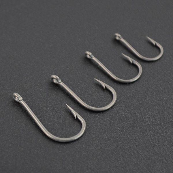 

fishing hooks 50 pcs/lot small size steel single barbed comes with plastic box for all places