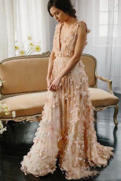 Romantico Farfalla 3D Floreale Boho Abiti da sposa senza maniche 2021 Sexy Spacco laterale Bohemian Champagne Beach Abiti da sposa lunghi Abiti con scollo a V profondo