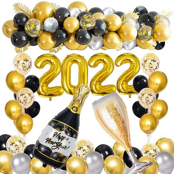 78pcs oro nero Latex Foil Bottle Bottiglia di vino Palloncini 2022 Happy Year Eve Decorazioni per la festa per la casa Buon Natale Natale 211216