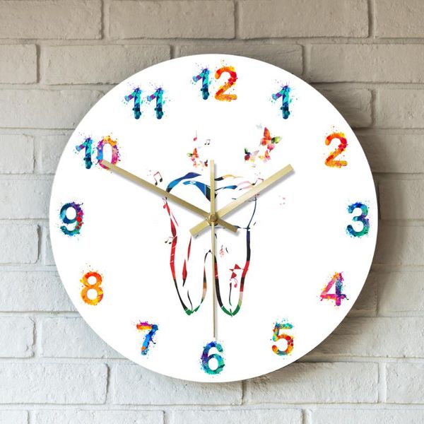 Orologi da parete Dente con farfalle Acrilico Moda stampata colorata salute dentale moderna minimalista quarzo muto orologio
