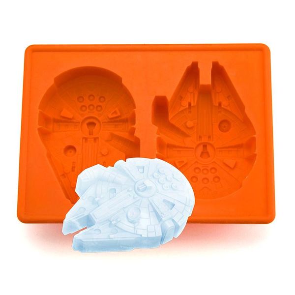 

baking moulds mom's hand millennium falcon silicone tray