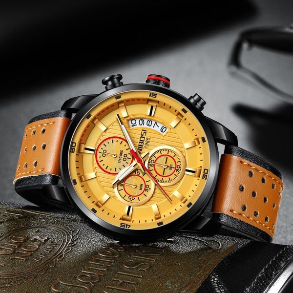 

wristwatches 2021 arrival gold wrist watch, Slivery;brown