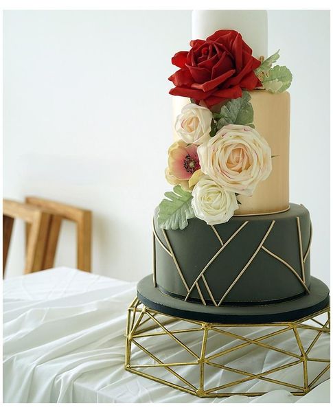 

other bakeware creative geometric trays with retro gold/silver cupcake tools for dessert table decorating basket cake rack stand