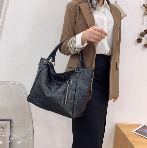 

evening bags printed women's bag soft leather one shoulder large capacity handbag vintage