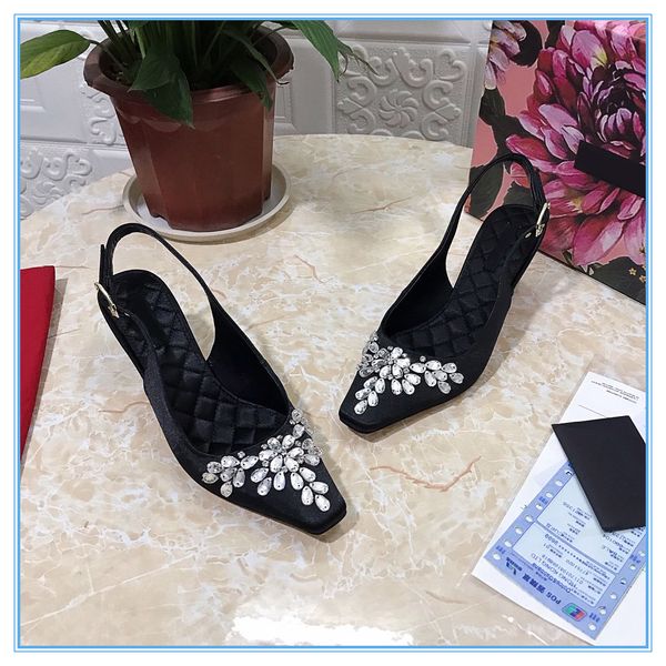 

2021 designer women sandals with original box dust bag shoes slippers black white red genuine leather slide spring and summer wide flat sand