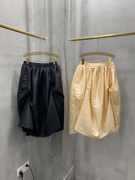

skirts fashion 2021 ladies solid color puffy skirt 0107, Black