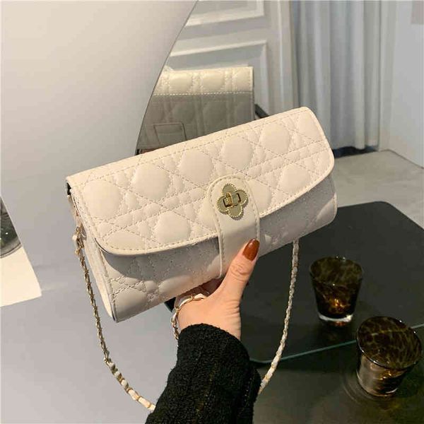 

75% off handbag factory store on texture fragrance chain small square korean version summer style single shoulder messenger, Black;red