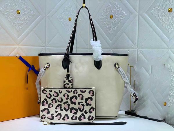 

2021 fashio women designer handbags tote by the pool monograms embossing genuine leather handbag shoulder bucket bags woman bag #8888
