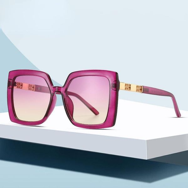 

sunglasses fashion 1920 european and beautiful frame trend, White;black