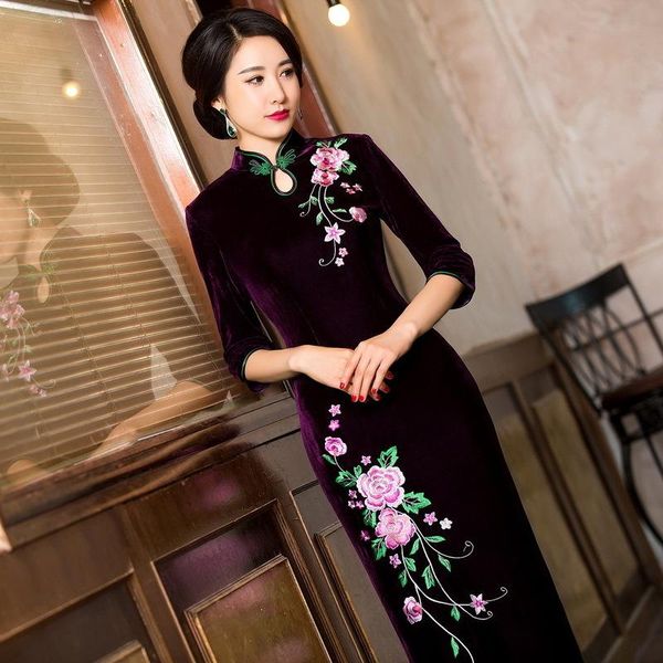 

autumn velvet embroidered cheongsam fashion mom qipao dress chinese oriental dresses traditional evening gown cheongsams velour ethnic cloth, Red