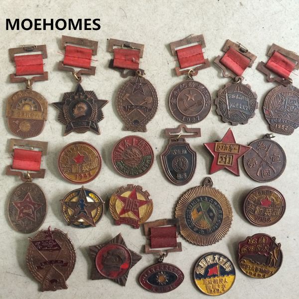 

20pcs random sent china each period of the bronze honor commemorative friendship medal decoration metal handicraft medal, Black;brown