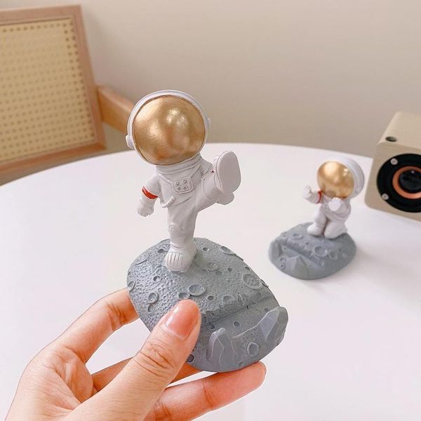 

party favor astronaut figurines christmas resin spaceman moon sculpture decorative miniatures cosmonaut statues gift for kids toy home decor