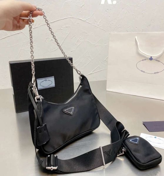

Luxury designer FashionDesigner Handbag Womens Fashion Shoulder Bag Crossbody Nylon handbags Detachable chain handle High quality coin purse cosmetic