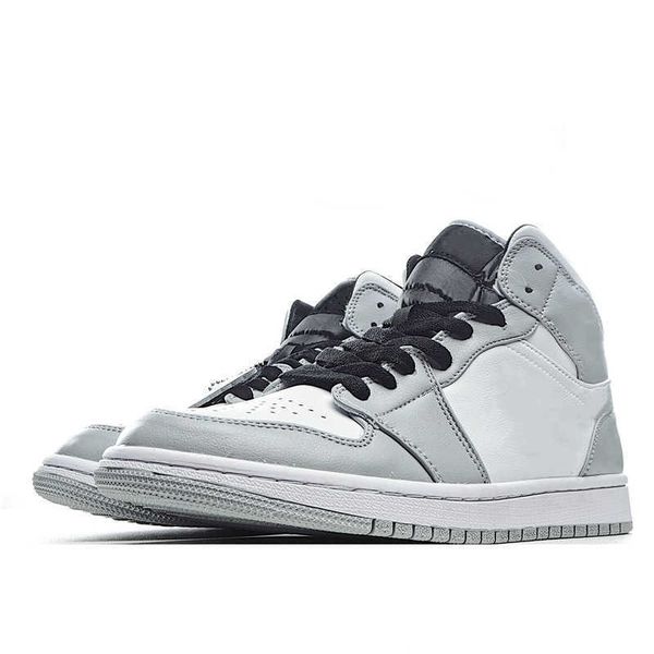 

sneaker university blue basketball shoes retro mid light smoke grey chicago obsidian pine green unc patent sport sneaker trainer