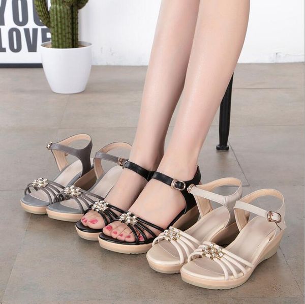 Designer Wedge Sandali con strass Sandali Primavera Estate Diamond Sandals Sexy Toe Shoes Plus Size 35-43