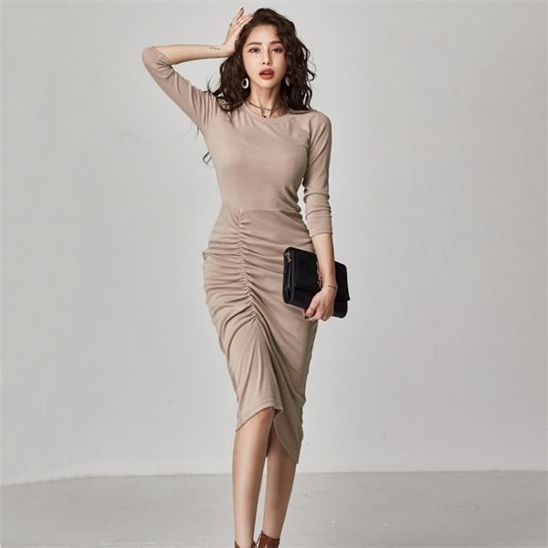 Maxikleid koreanische Damen Sommer Halbarm O-Ausschnitt Büro figurbetont gestrickt enge Partykleider für Frauen Kleidung 210602