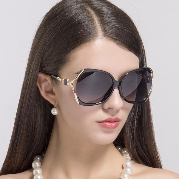 

sunglasses 2021 designer women letter square ladies sun glasses gradient shades eyewear gafas goggle, White;black