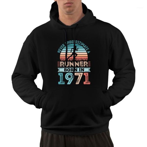 

men's hoodies & sweatshirts runner in 1971 50th birthday gift running dad printed oversized men goth polyester tee streetwear, Black