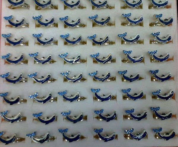 

rhinestone dolphin mood ring change color to the temperature of your blood, Silver