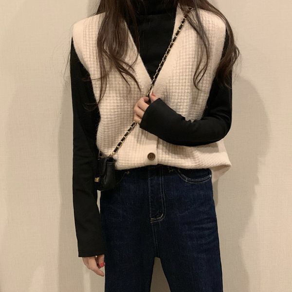 

2021 new women's single button knitted vest, monochrome, v-neck, loose, casual, casual style, sleeveless, autumn tpjw, White;black