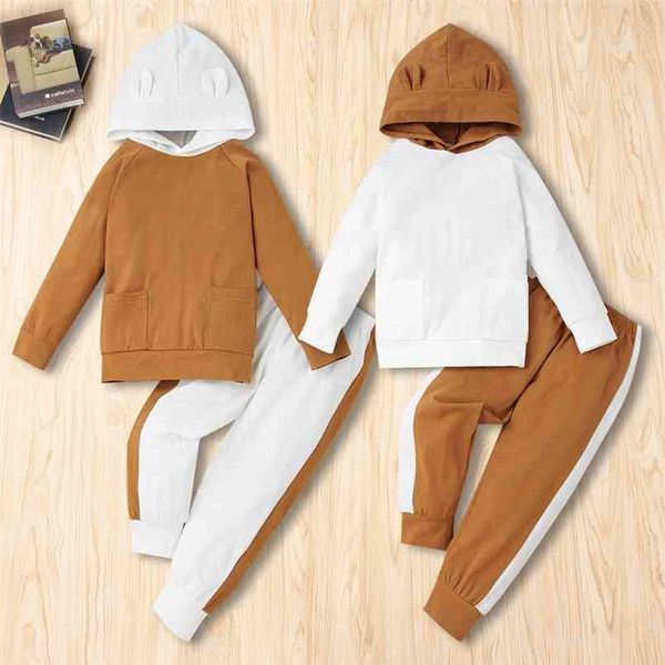 Arrivo Autunno e Inverno Home Wear 2 pezzi Baby / Toddler Casual Splice Top a maniche lunghe Pantaloni Set Abbigliamento per bambini 210528