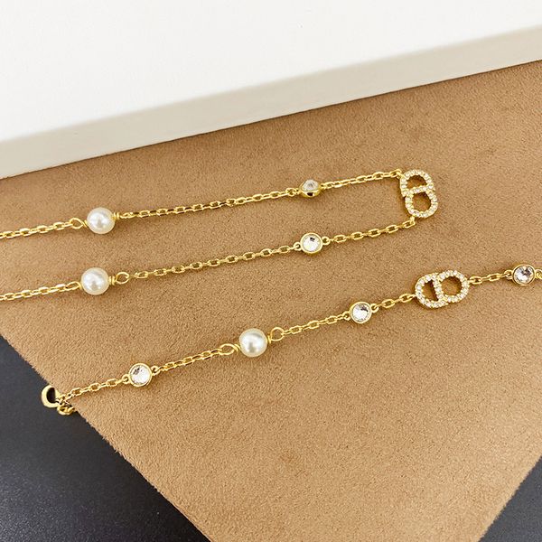 

family new advanced letter pearl necklace women's net red jewelry bracelet, Black