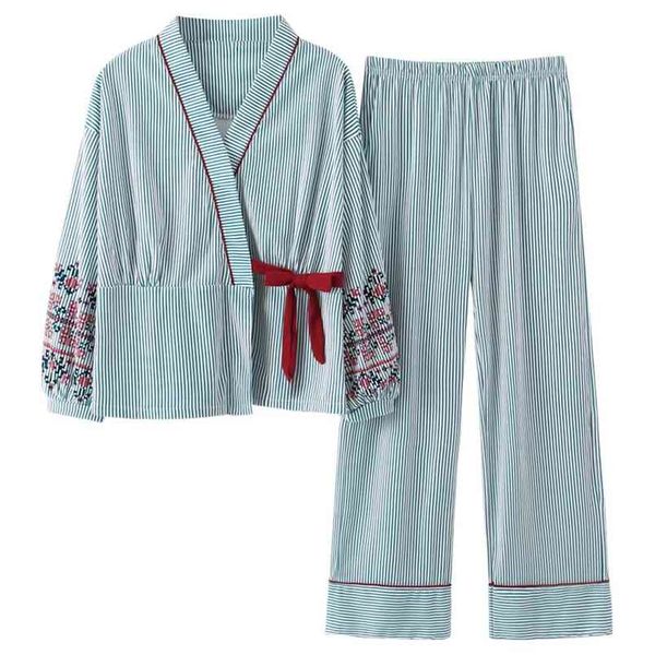 Sonbahar Pijama Kadınlar Kız Pijama Setleri Güzel Çizgili Baskı Japon Kimonos Artı Boyutu 4XL 100% Pamuk Yukata 210901