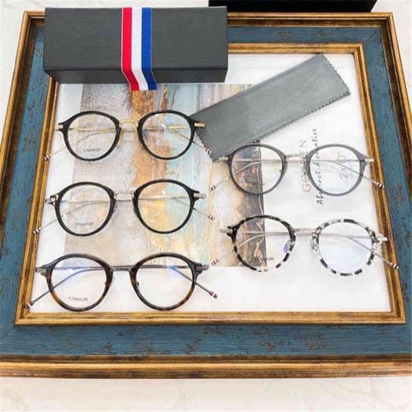 

factory outlet pure titanium tb908 spectacle women's net can be equipped with degrees, round shape, large face, thin plain light, myopi, White;black