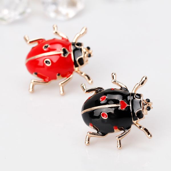 Küçük Kırmızı Ladybug Broşlar El Yapımı Yağ Böcek Broş Moda Hayvan Broş Rhinestone Eşarp Korsaj Aksesuarları Pin