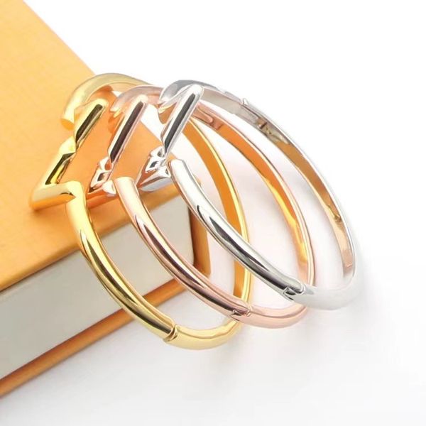 Desenhador bracelete ouro pulseira letra iluminação charme simples moda jóias titanium aço homens e mulheres amantes amizade aniversário presente prata braceletes pulseiras pulseiras