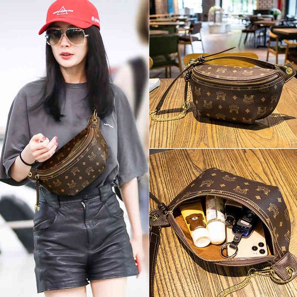 

handbag special counter style cross carry foreign versatile summer fashion one shoulder net red waist bag ins super fire chest, Black;red