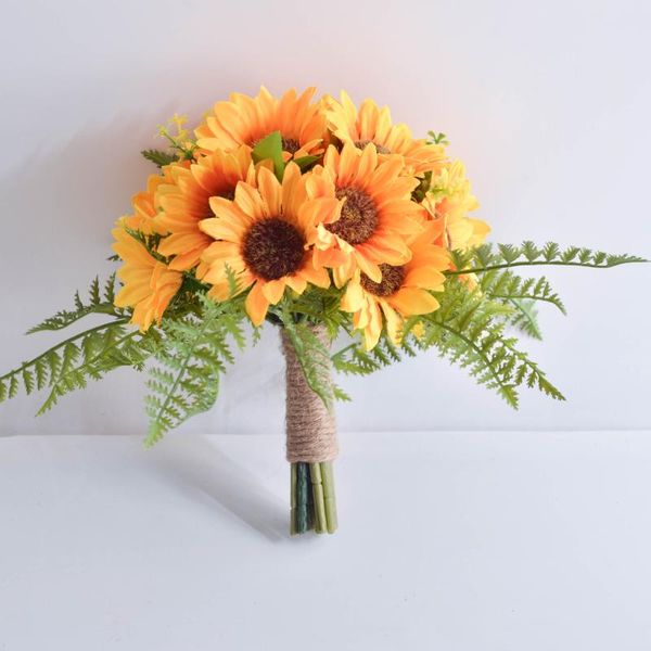 

wedding flowers pastoral style simulation bride holding outdoor forest sunflower po beach travel pography accessories