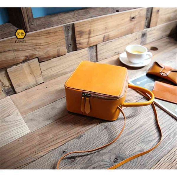 

le boy calfskin square designer luxury handbag with color retro gold leather chain shoulder bag
