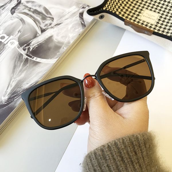 

korean version of black tea round face sunglasses women's large frame glasses tide square thin anti ultraviolet men's, White;black