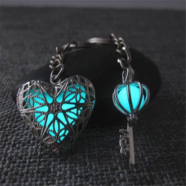 

keychains 2pcs set of couple glow in the dark valentine's day gift good friend souvenir wedding party jewelry, Silver