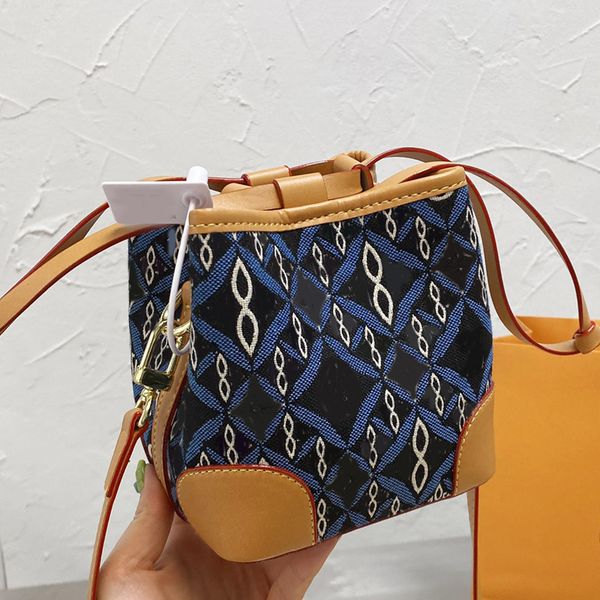 

denim canvas shoulder bags ladies water bucket bag women small leather crossbody box unique shape wallet