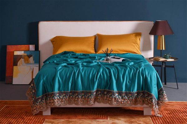 

luxury life tencel lyocell lace embroider summer thin quilt ultra light nice and cool 2x2.3m comforters & sets