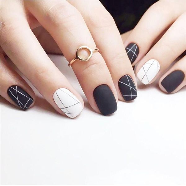 

false nails fake glossy black and white nail stickers finished 24 with glue soyw889, Red;gold