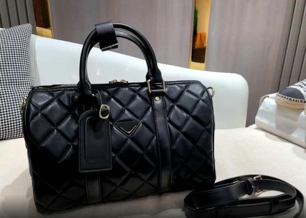 

newset classic 33cm diamond travel bag clutch handbags lady designer crossbody messenger shoulder bags men women luggage tote purse