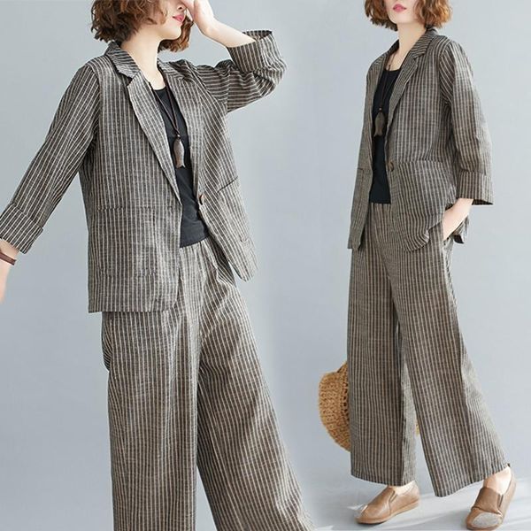 

suit 2021 spring and autumn korean large women's dress temperament show thin stripe coat small two piece jackets, Black;brown