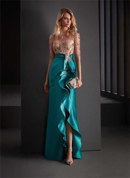 Eleagnt Mutter der Braut Kleider Perlen angewandte Spitzenabendkleid halbe Ärmeln Seite Splited Riched Satin Tail Formal Mutter